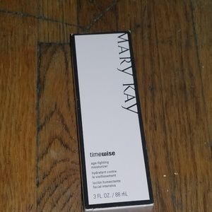 Timewise Age-fighting Moisturizer